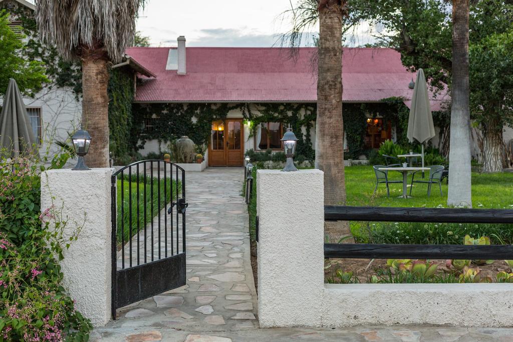 The Elegant Farmstead Hotel โอกาฮันด์จา ภายนอก รูปภาพ
